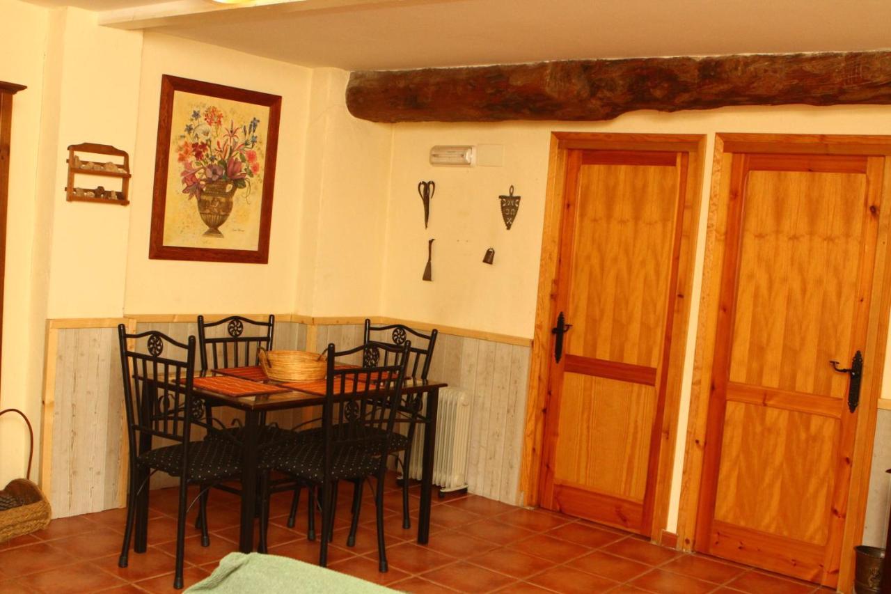 Rural Puebla De San Miguel 게스트하우스 외부 사진